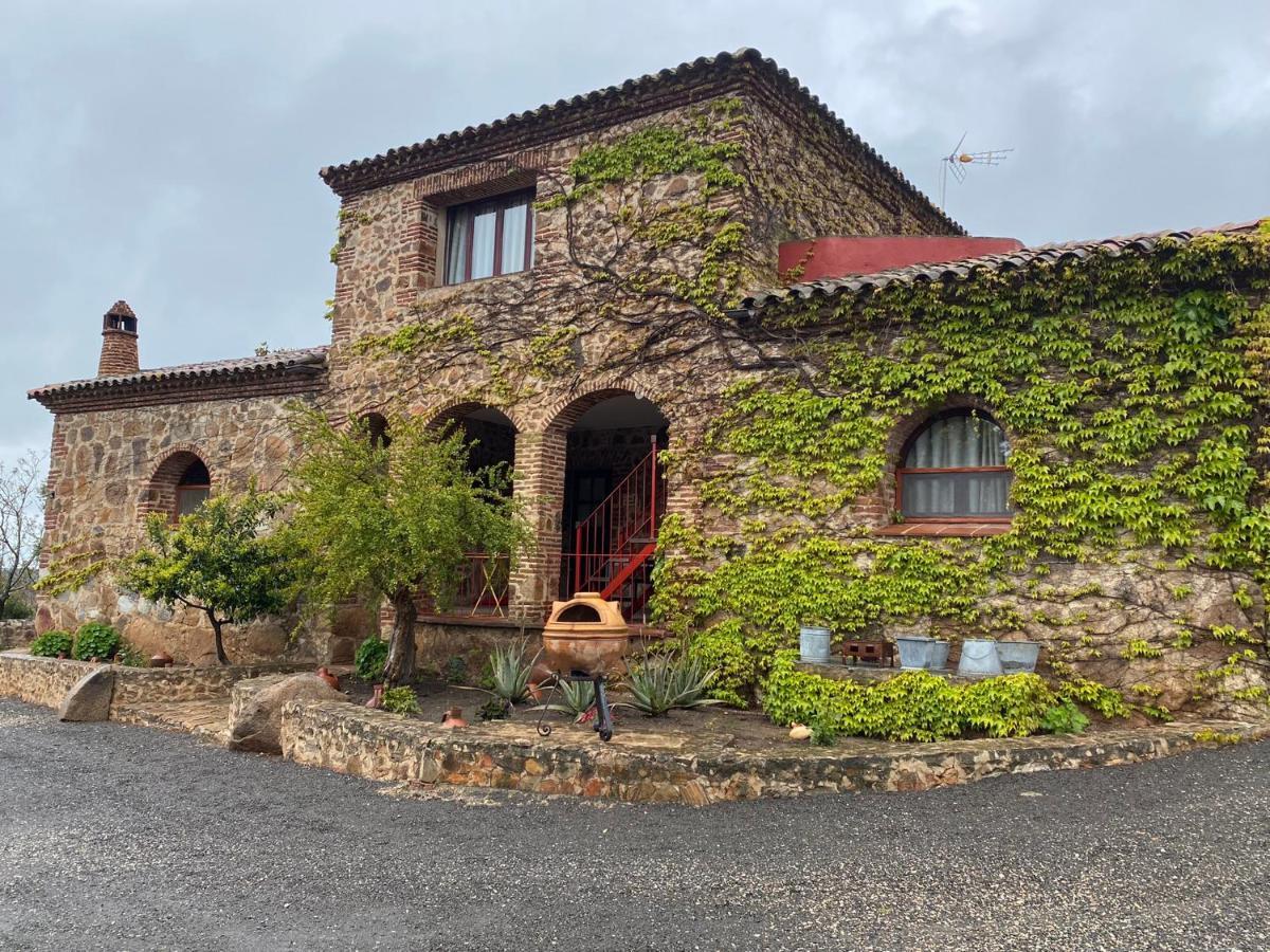 Casas Rurales Monasterio De Rocamador Almendral Dış mekan fotoğraf