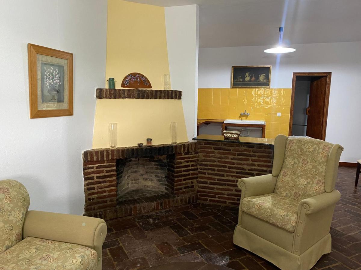 Casas Rurales Monasterio De Rocamador Almendral Dış mekan fotoğraf