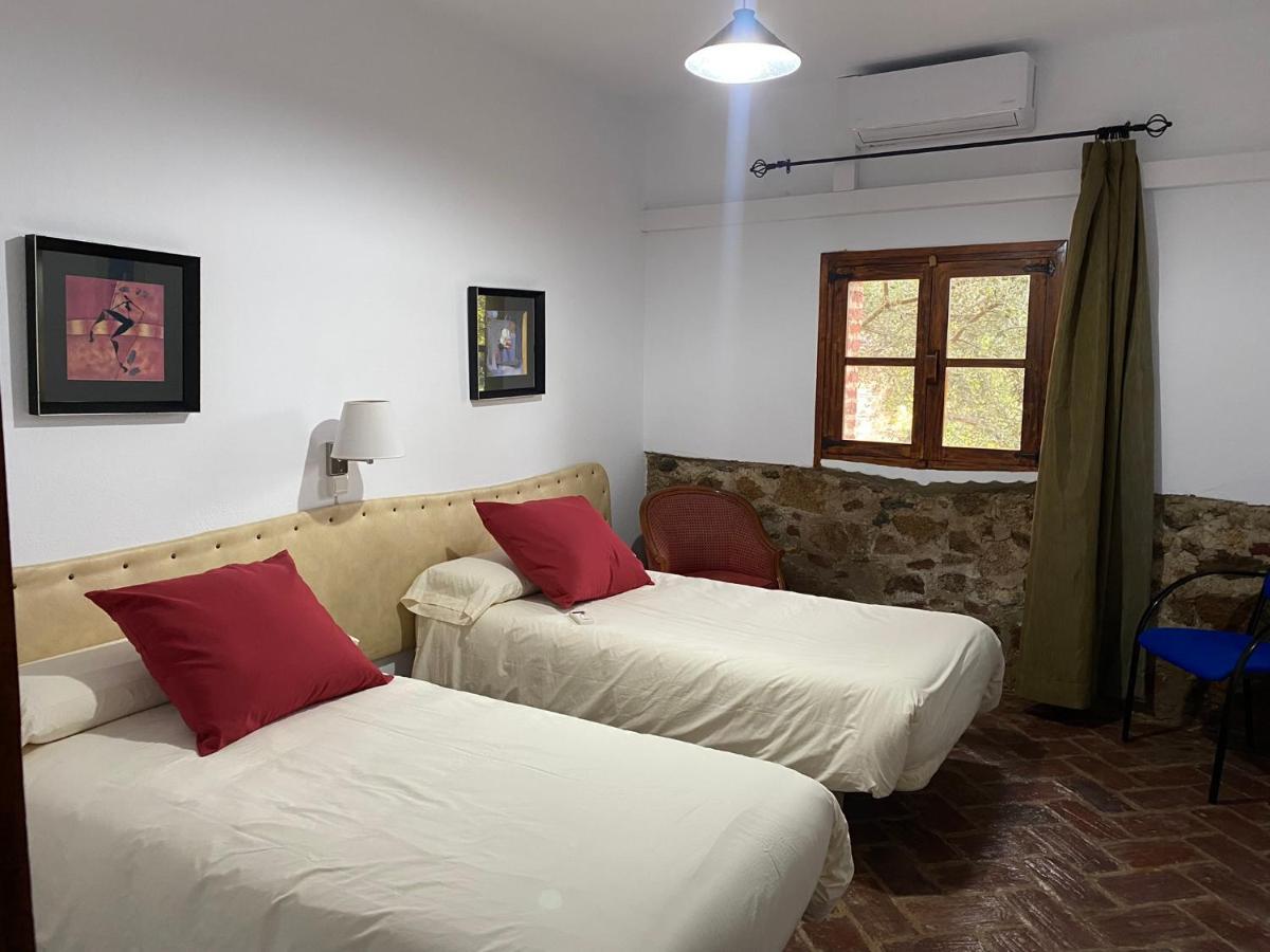 Casas Rurales Monasterio De Rocamador Almendral Dış mekan fotoğraf